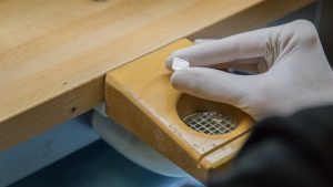 2017-10 Rifinitura e colore su elementi in zirconia 3 Dental Club